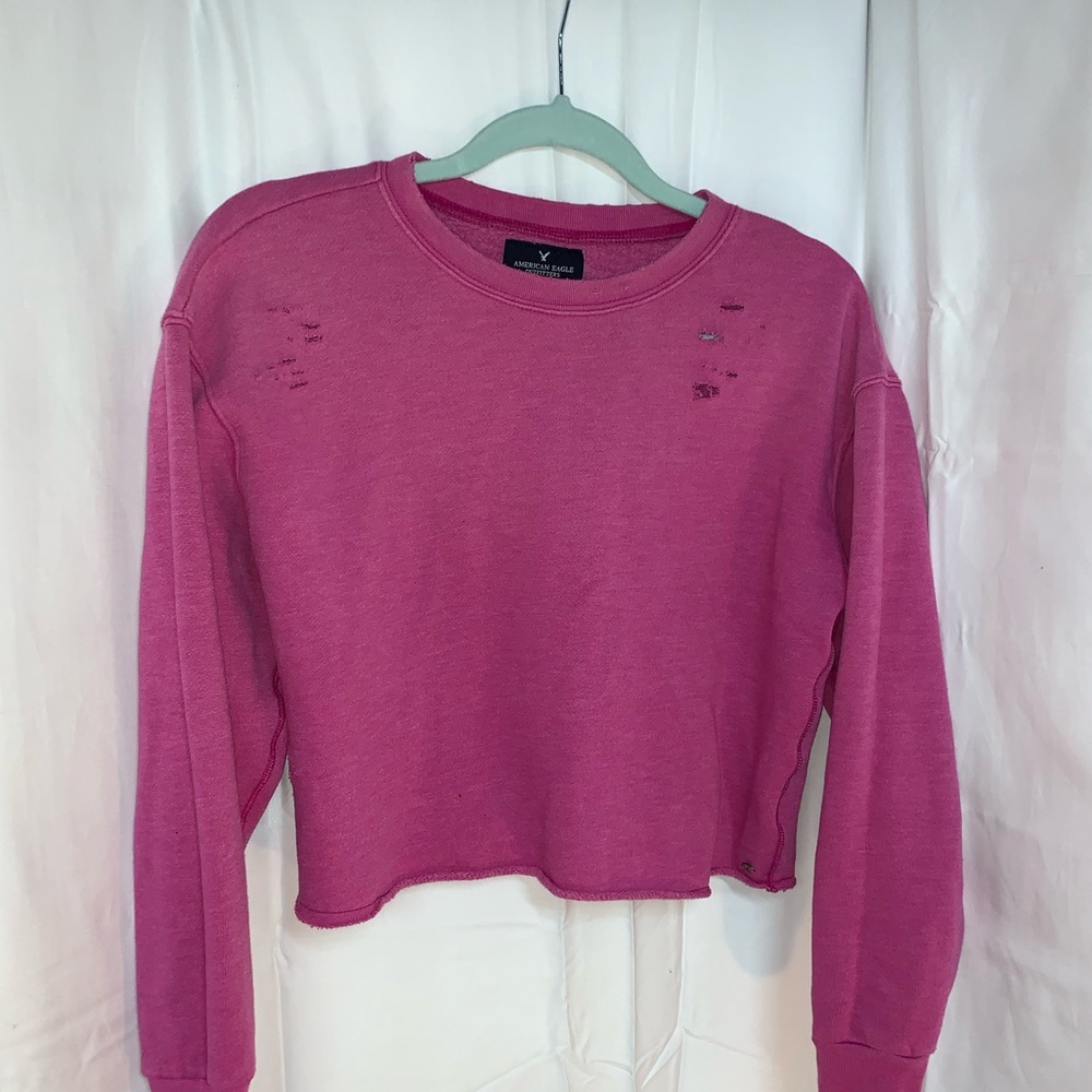 5/$40 SALE AE Crop distressed sweatshirt